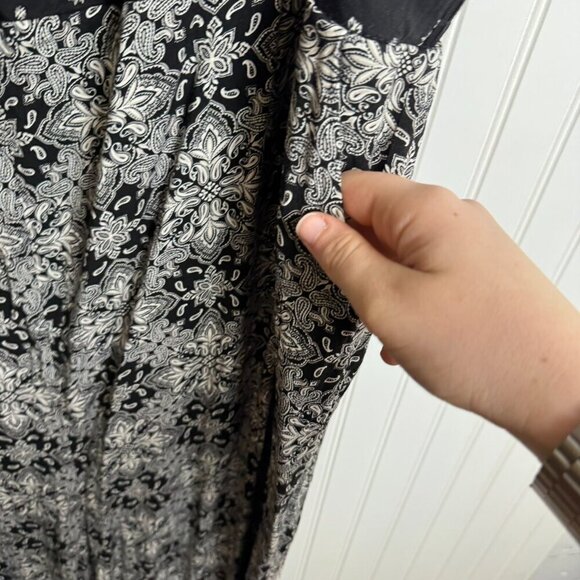 Torrid Black Tie Front Culotte Stretch Challis Jumpsuit Size 6X N2 - Picture 6 of 8